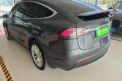 Tesla Model X 2019, 56900 км, за 270060.22 CNY