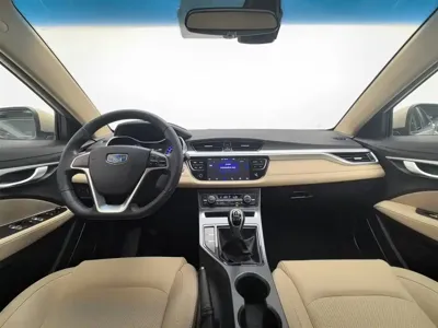 Geely Emgrand 2019, 58500 км, за 18900 CNY - фото 5