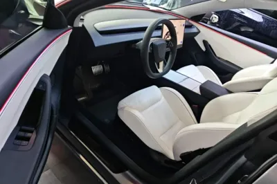 Tesla Model 3 2024, 35800 км, за 288111.53 CNY - фото 18