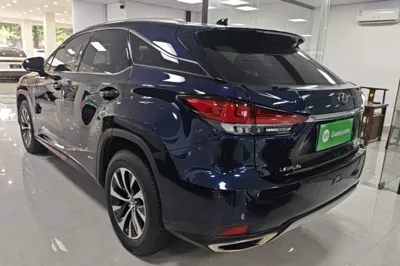 Lexus RX 2020, 53300 км, за 235581.06 CNY
