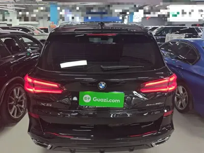 BMW X5 2023, 57500 км, за 354200 CNY - фото 6