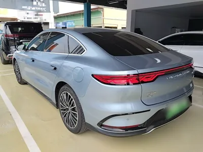 BYD Han 2023, 11800 км, за 125736.87 CNY