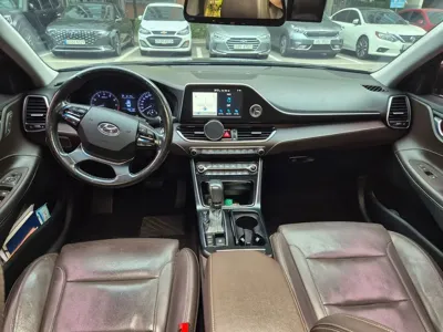 Hyundai Grandeur 2017, 193100 км, за 8990000 KRW - фото 10