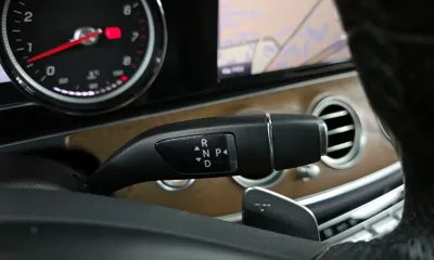 Mercedes-Benz E-Class 2018, 118439 км, за 19900000 KRW - фото 9