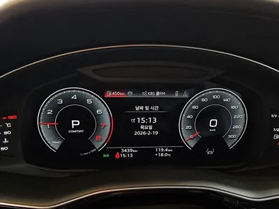 Audi Q7 2025, 3438 км, за 79500000 KRW - фото 8