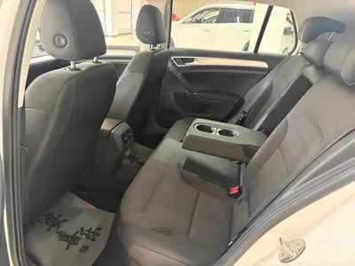Volkswagen Golf EV 2020, 50000 км, за 55800 CNY - фото 8