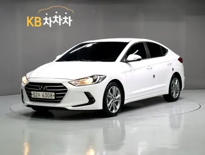 Hyundai Avante · 2018 год