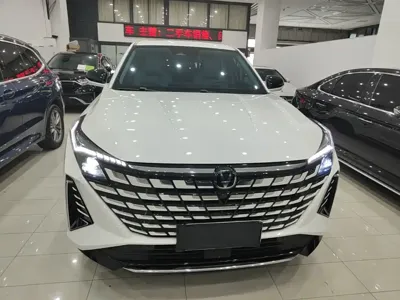 Changan UNI-Z 2025, 1800 км, за 83600 CNY - фото 3