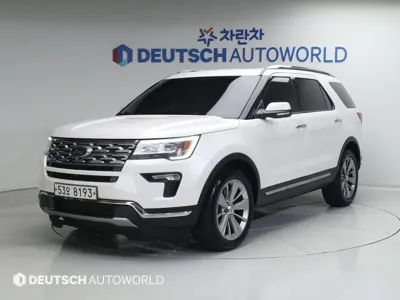 Ford Explorer · 2018 год