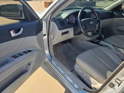 Hyundai Sonata 2005, 83314 км, за 2950000 KRW - фото 16