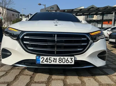 Mercedes-Benz E-Class · 2026 год