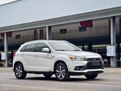 Mitsubishi ASX 2018, 81900 км, за 33600 CNY