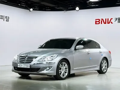 Hyundai Genesis · 2012 год