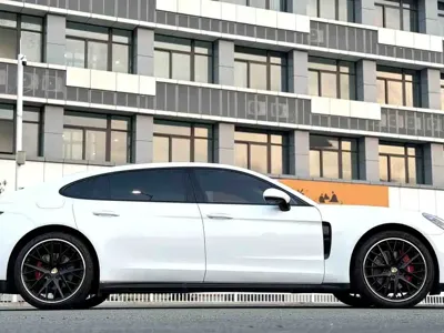 Porsche Panamera 2021, 60000 км, за 630000 CNY - фото 6