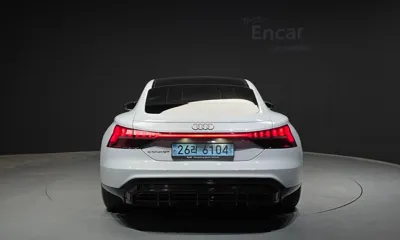 Audi e-tron GT 2022, 89258 км, за 72800000 KRW