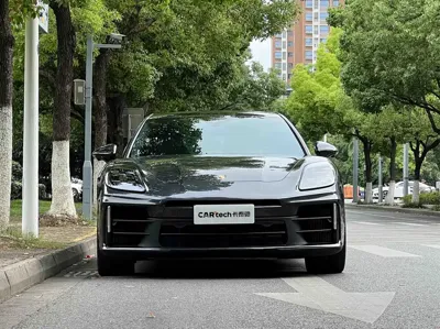 Porsche Panamera 2024, 8400 км, за 978000 CNY - фото 2
