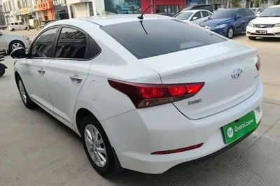 Hyundai Verna (new generation) 2016, 41400 км, за 38075.59 CNY