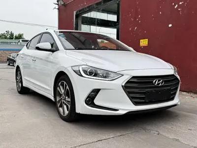 Hyundai Elantra · 2016 год