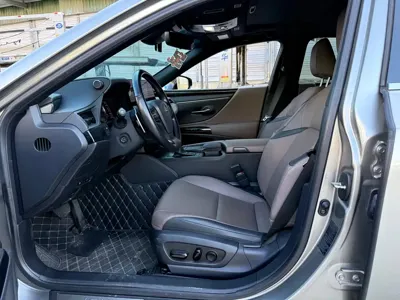 Lexus ES 2022, 37000 км, за 139800 CNY - фото 8