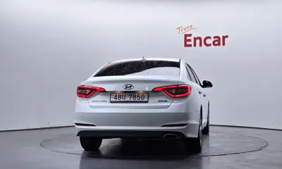 Hyundai Sonata 2015, 115639 км, за 8500000 KRW