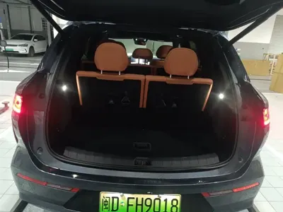 BYD 唐L 2025, 9800 км, за 206800 CNY - фото 9