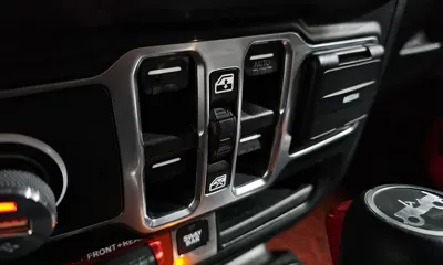 Jeep Wrangler 2018, 79439 км, за 33100000 KRW - фото 33
