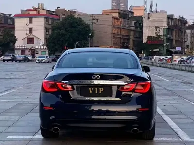 Infiniti Q70 2015, 150000 км, за 58800 CNY - фото 8