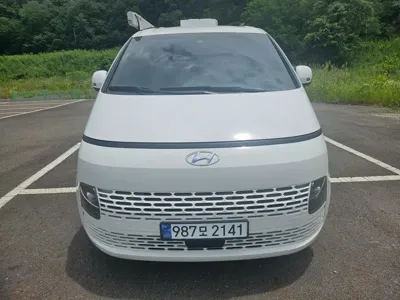 Hyundai Staria · 2022 год