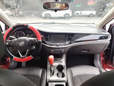 Buick Verano 2016, 110000 км, за 20500 CNY