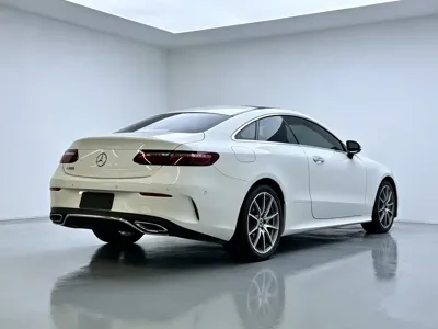 Mercedes-Benz E-Class (Import) 2023, 41600 км, за 275800 CNY