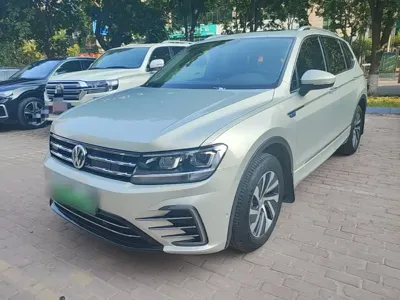 Volkswagen 途观L插电混动 · 2020 год