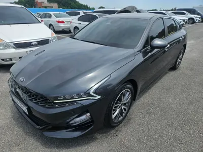 Kia K5 · 2021 год
