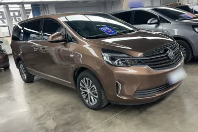 Buick GL8 2022, 66800 км, за 149488.04 CNY