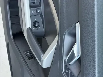 Audi Q3 2021, 51000 км, за 157800 CNY