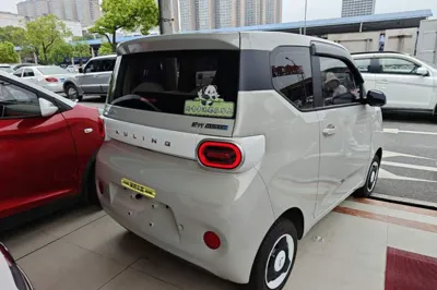 Wuling Hongguang MINIEV 2024, 30200 км, за 46424.31 CNY - фото 6