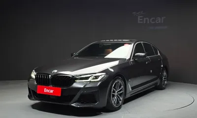 BMW 5-Series · 2022 год