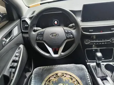 Hyundai Tucson 2021, 61200 км, за 58200 CNY