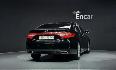 Hyundai Grandeur 2016, 101104 км, за 5112.28 USD