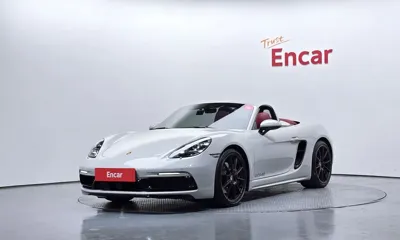 Porsche 718 · 2022 год