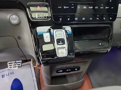Hyundai Staria 2025, 70857 км, за 39000000 KRW - фото 8