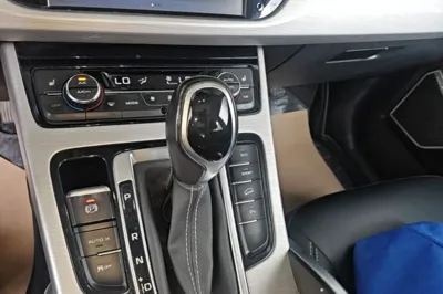 Geely Auto Emgrand X7 Sport 2016, 110800 км, за 35582.66 CNY - фото 16