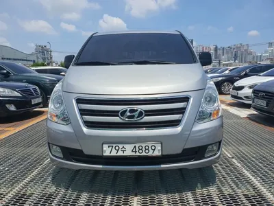 Hyundai Starex 2017, 95000 км, за 11990000 KRW