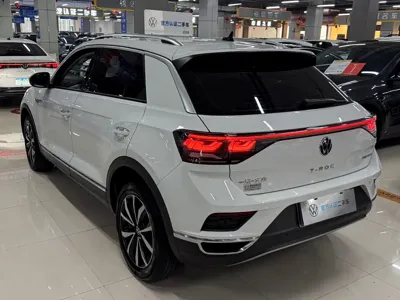 Volkswagen T-Roc 2023, 31000 км, за 121800 CNY - фото 9