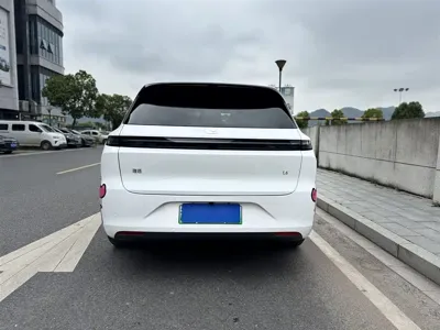 Li Auto Li L6 2025, 19000 км, за 179800 CNY
