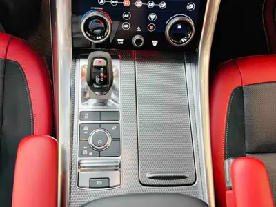 Land Rover Sport 2021, 40000 км, за 409799 CNY - фото 14