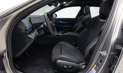 BMW i5 2025, 8060 км, за 93000000 KRW - фото 8
