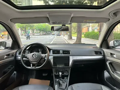 Volkswagen Lavida 2017, 93900 км, за 53010.56 CNY - фото 11