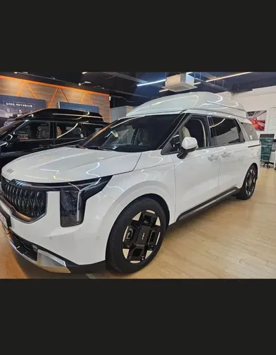 Kia Canival · 2025 год