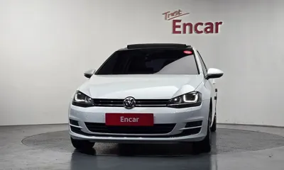 Volkswagen Golf 2015, 153032 км, за 9500000 KRW