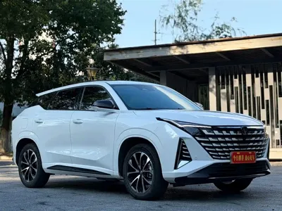 Changan UNI-Z New Energy 2024, 20000 км, за 82000 CNY